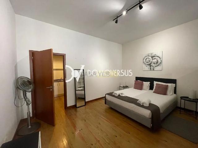 Apartment T2 in Mafamude e Vilar do Paraíso, Vila Nova de Gaia