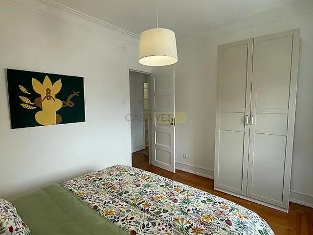 Apartment T2 in Mina de Água, Amadora