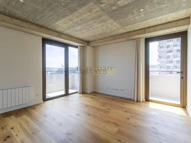 Apartment T2 in São Mamede de Infesta e Senhora da Hora, Matosinhos