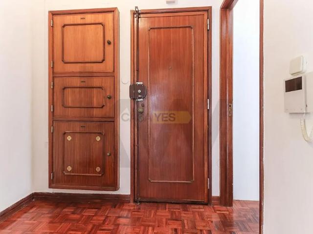 Apartment T2 in São Domingos de Benfica, Lisboa