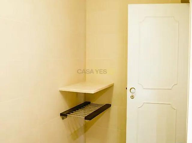 Apartment T2 in São Domingos de Benfica, Lisboa