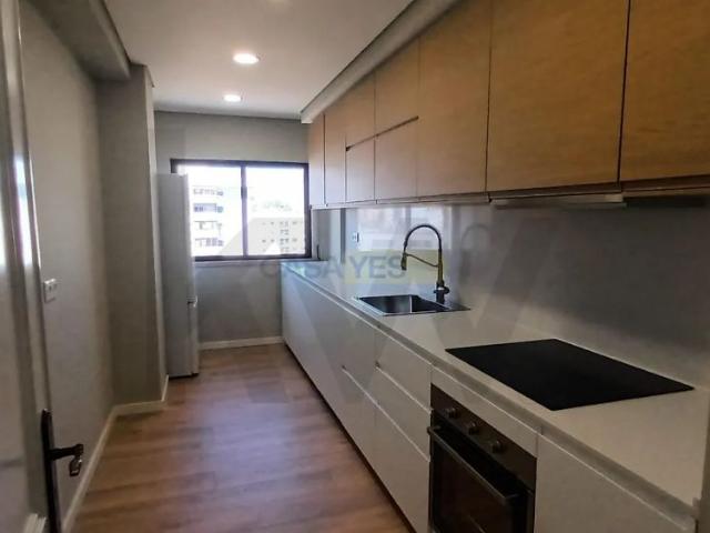 Apartment T2 in São Domingos de Benfica, Lisboa