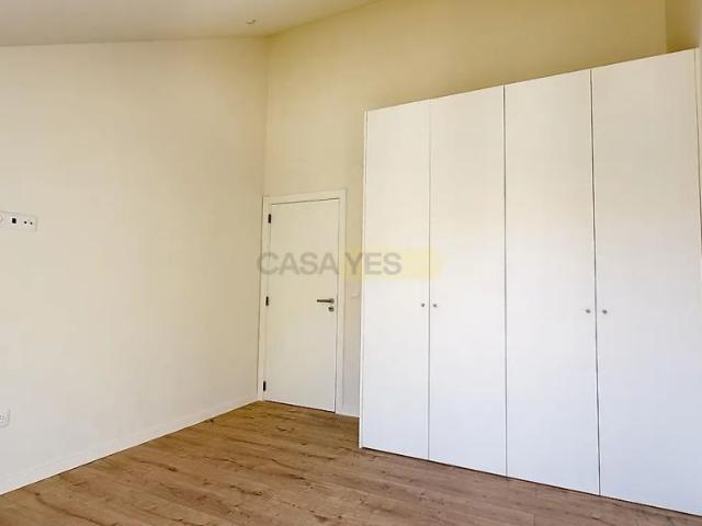 Apartment T2 in São Domingos de Benfica, Lisboa