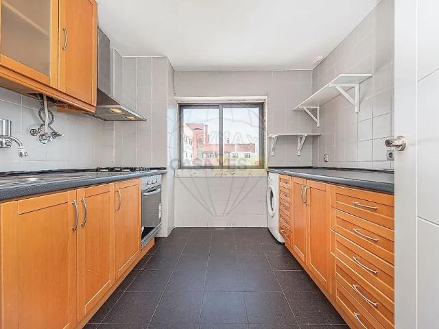 Apartment T2 in São Domingos de Rana, Cascais