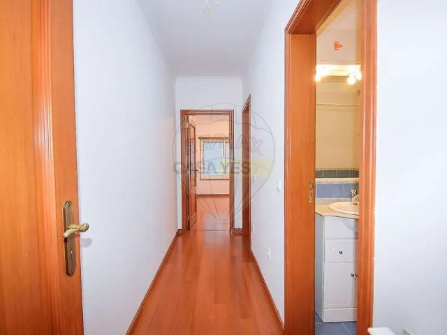 Apartment T2 in São Domingos de Rana, Cascais