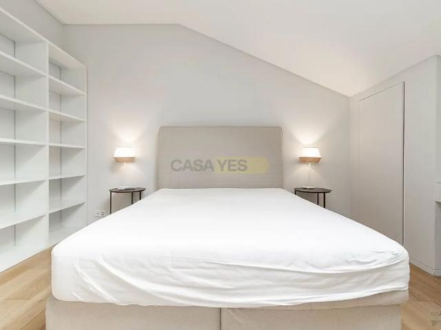 Apartment T2 in Santo António dos Cavaleiros e Frielas, Loures