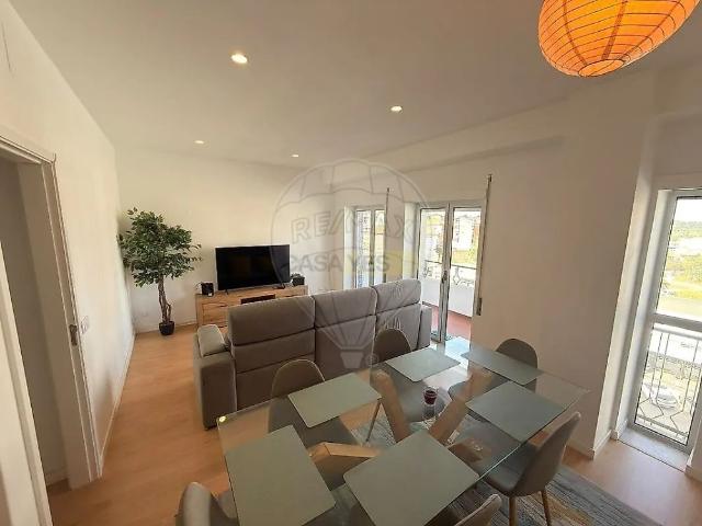 Apartment T2 in Santo António dos Olivais, Coimbra