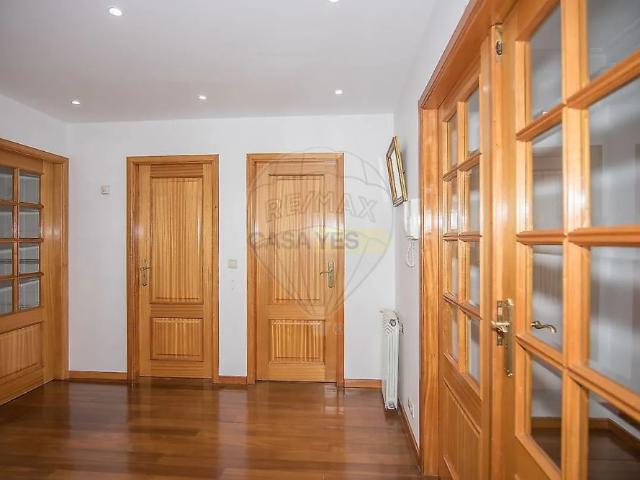 Apartment T2 in Santo António dos Olivais, Coimbra