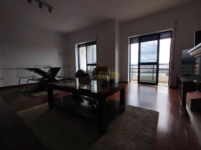 Apartment T2 in Santa Clara e Castelo Viegas, Coimbra