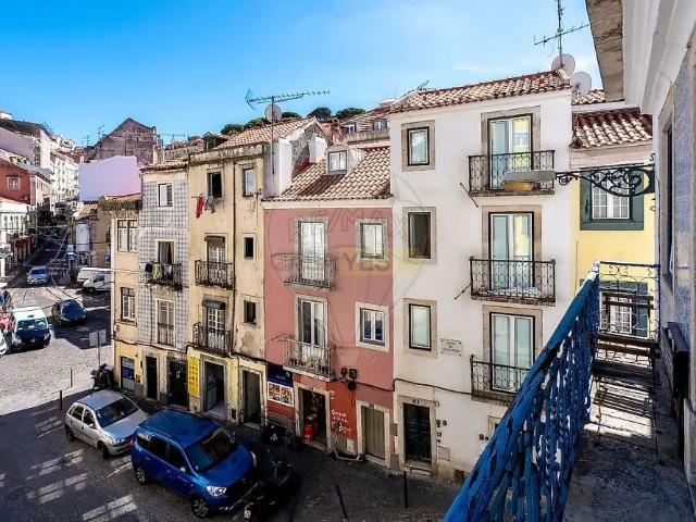 Apartment T2 in Santa Maria Maior, Lisboa