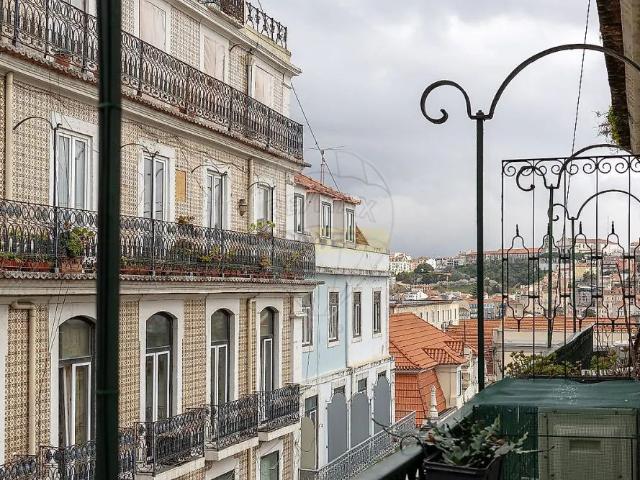Apartment T2 in Santa Maria Maior, Lisboa