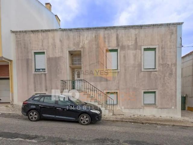 Apartment T2 in Santarém Marvila, Santa Iria da Ribeira de Santarém, Santarém São Salvador e Santarém São Nicolau, Santarém