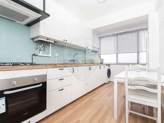 Apartment T2 in Póvoa de Santa Iria e Forte da Casa, Vila Franca de Xira