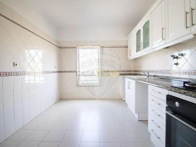 Apartment T2 in Porto Salvo, Oeiras