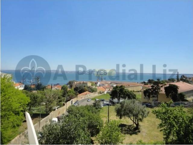 Apartment T2 in Penha de França, Lisboa