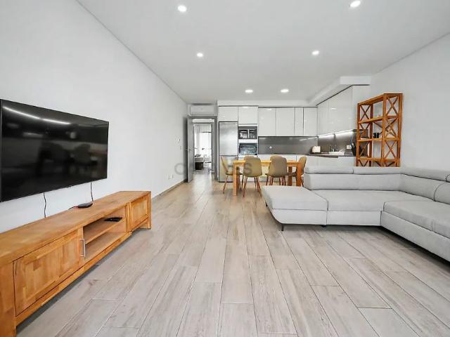 Apartment T2 in Quarteira, Loulé