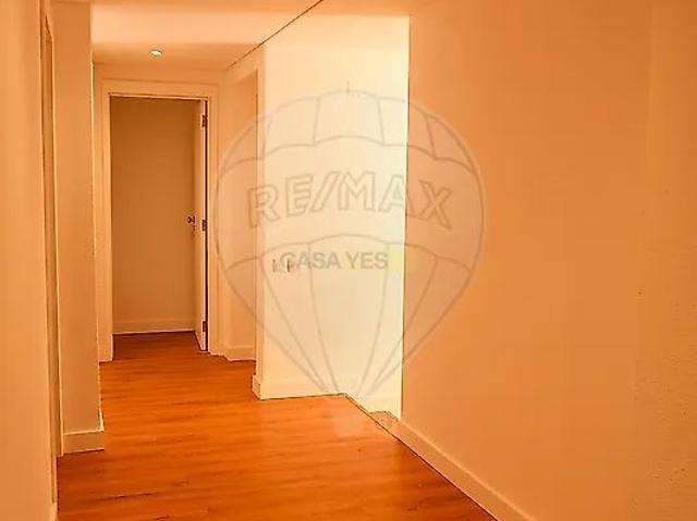Apartment T2 in Quarteira, Loulé