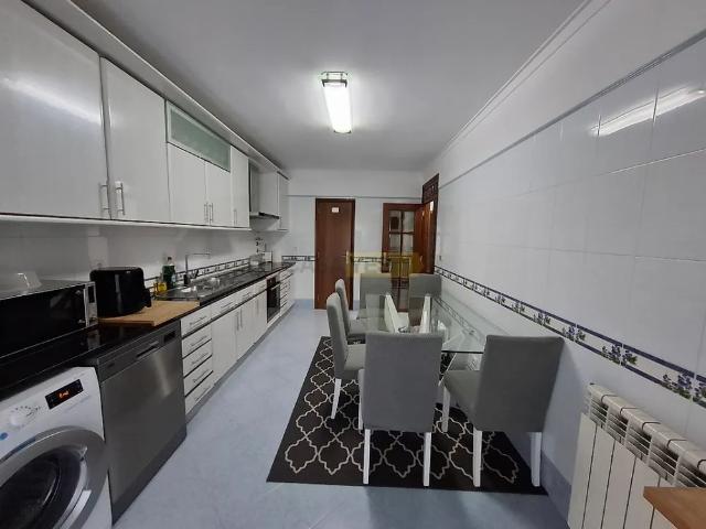 Apartment T2 in Queluz e Belas, Sintra
