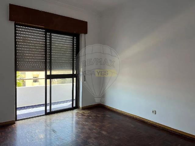 Apartment T2 in Quinta do Conde, Sesimbra