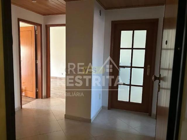 Apartment T2 in Quinta do Conde, Sesimbra