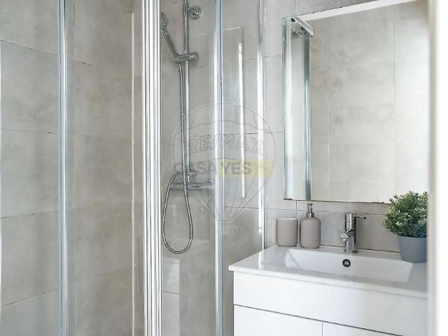 Apartment T2 in Ramada e Caneças, Odivelas
