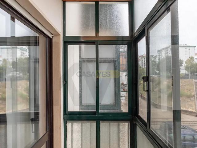 Apartment T2 in Rio de Mouro, Sintra