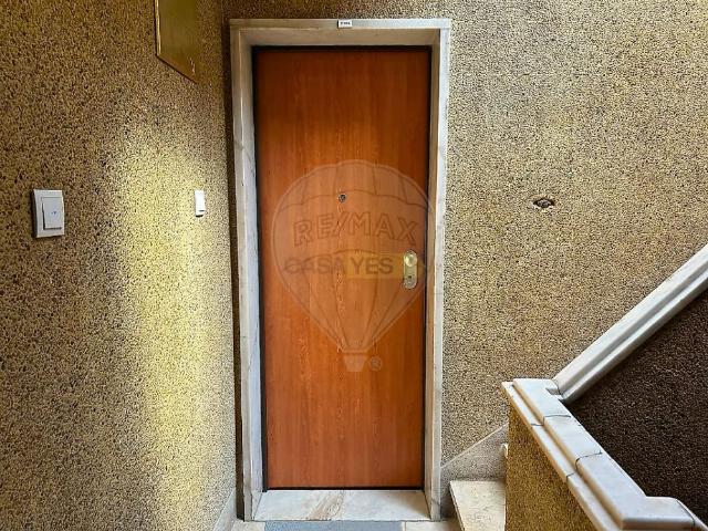 Apartment T2 in Venteira, Amadora