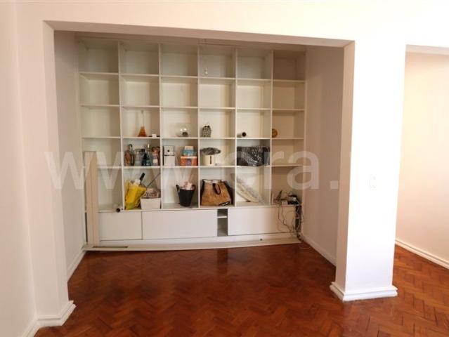 Apartment T2 / Lisboa, Campolide
