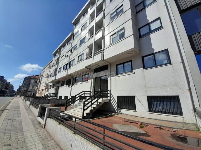 Apartment T2 / Porto, Metro do Marquês