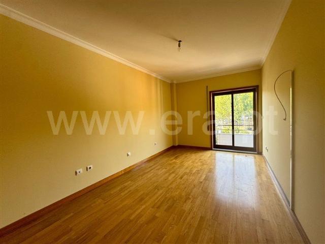 Apartment T2 / Paredes, Paredes