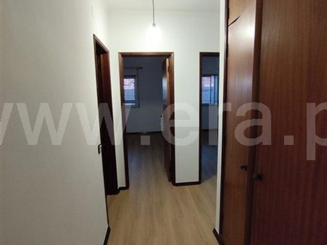 Apartment T3 / Caldas da Rainha, Caldas da Rainha Nossa Senhora do Pópulo, Coto e São Gregório