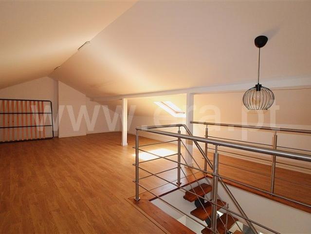 Apartment T3 / Almada, Almada