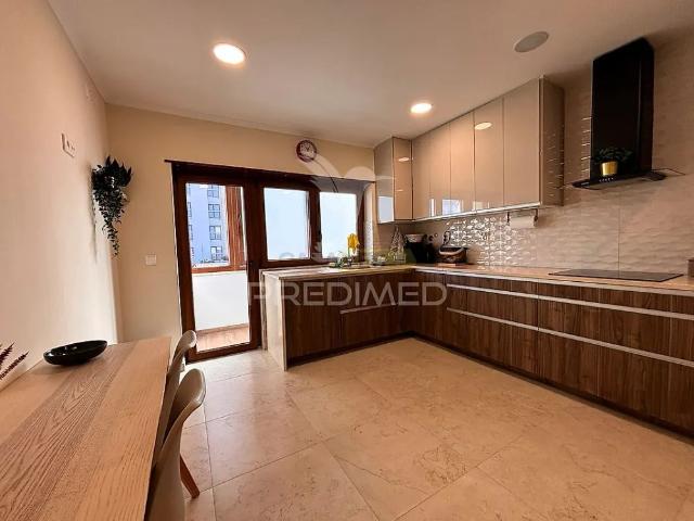 Apartment T3 in Caldas da Rainha Nossa Senhora do Pópulo, Coto e São Gregório, Caldas da Rainha