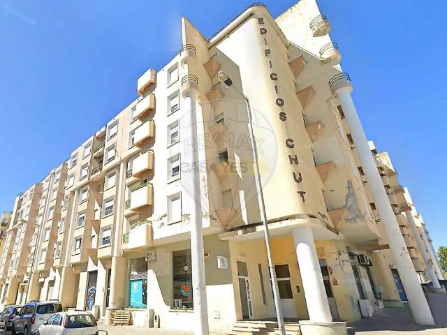 Apartment T3 in Caparica e Trafaria, Almada