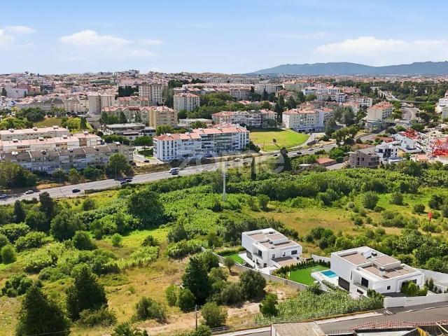 Apartment T3 in Carcavelos e Parede, Cascais