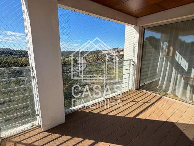 Apartment T3 in Carnaxide e Queijas, Oeiras