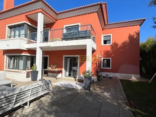 Apartment T3 in Cascais e Estoril, Cascais