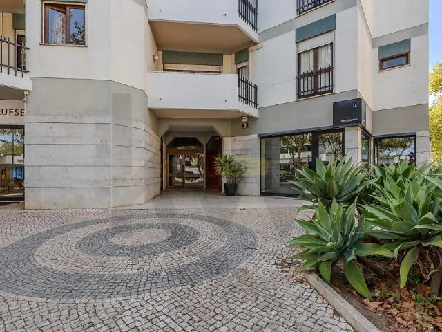 Apartment T3 in Cascais e Estoril, Cascais