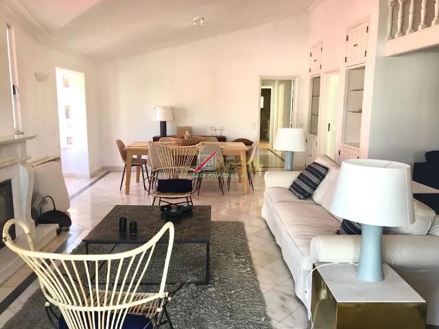 Apartment T3 in Cascais e Estoril, Cascais