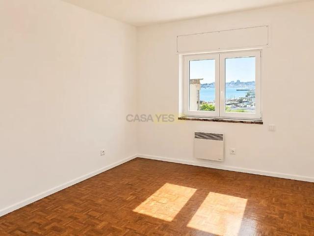 Apartment T3 in Cascais e Estoril, Cascais