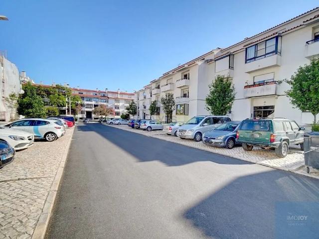 Apartment T3 in Cascais e Estoril, Cascais