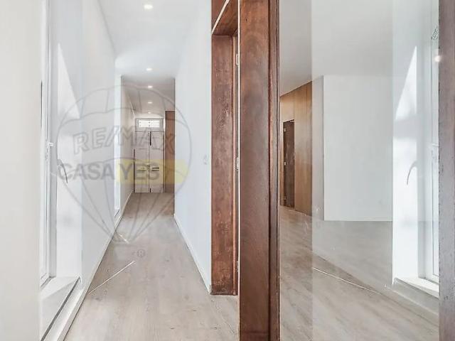 Apartment T3 in Cedofeita, Santo Ildefonso, Sé, Miragaia, São Nicolau e Vitória, Porto