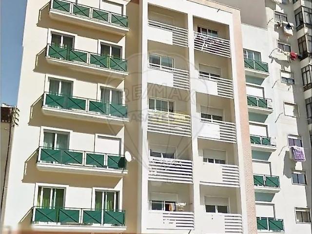 Apartment T3 in Agualva e Mira Sintra, Sintra