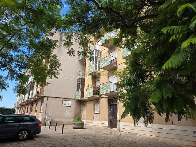 Apartment T3 in Alto do Seixalinho, Santo André e Verderena, Barreiro