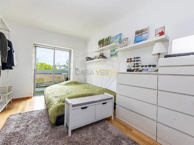 Apartment T3 in Alvalade, Lisboa