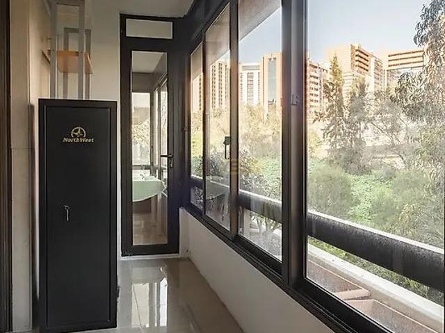 Apartment T3 in Alvalade, Lisboa
