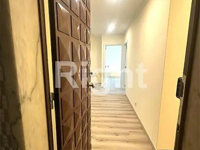 Apartment T3 in Alvalade, Lisboa