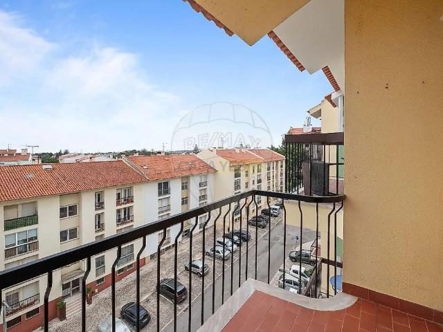 Apartment T3 in Alcabideche, Cascais