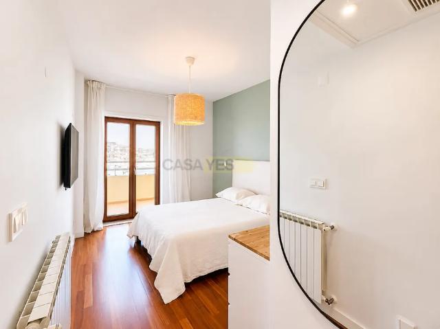 Apartment T3 in Algés, Linda a Velha e Cruz Quebrada Dafundo, Oeiras