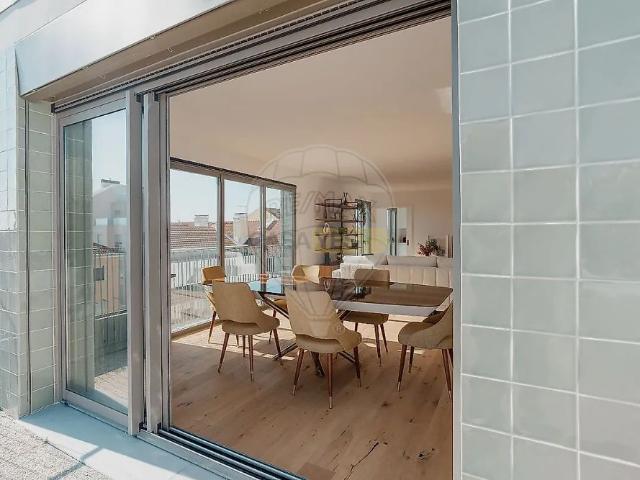Apartment T3 in Algés, Linda a Velha e Cruz Quebrada Dafundo, Oeiras